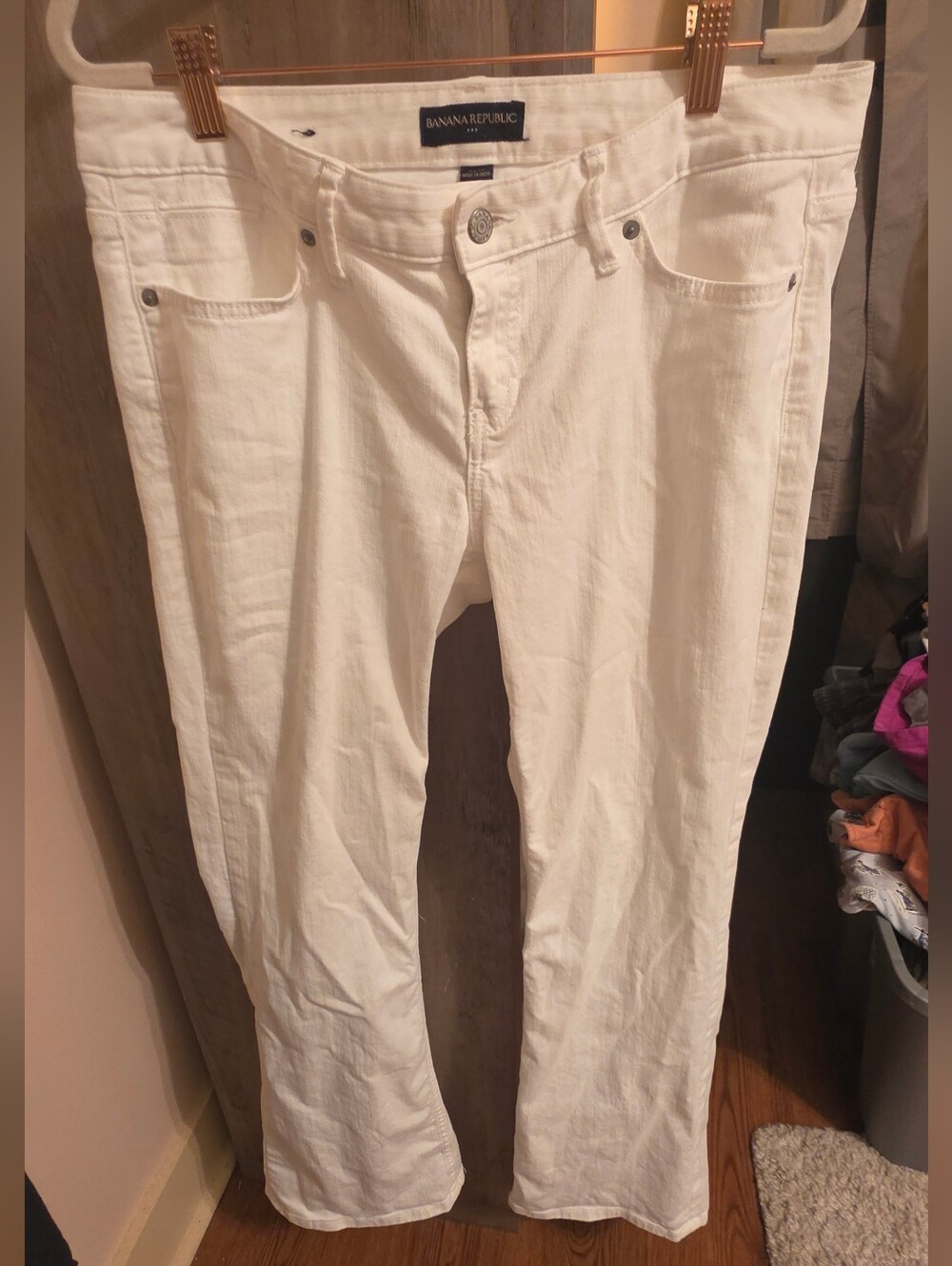 Banana Republic Men’s White Bootcut Jeans